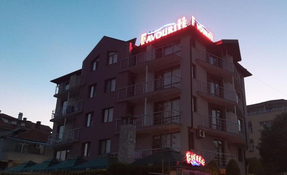 Family Hotel Favourite Obzor Ngoại thất bức ảnh