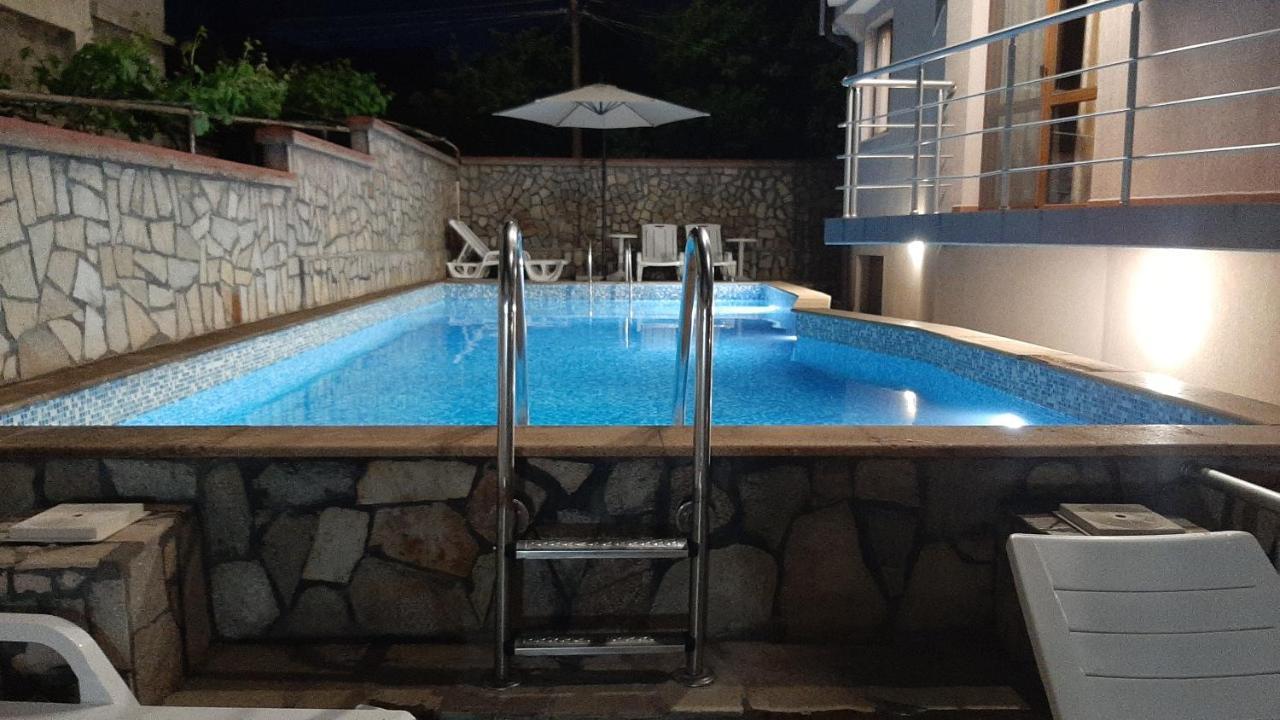 Family Hotel Favourite Obzor Ngoại thất bức ảnh